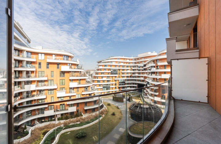 Przeszklony apartament z garażem Wiślane Tarasy!