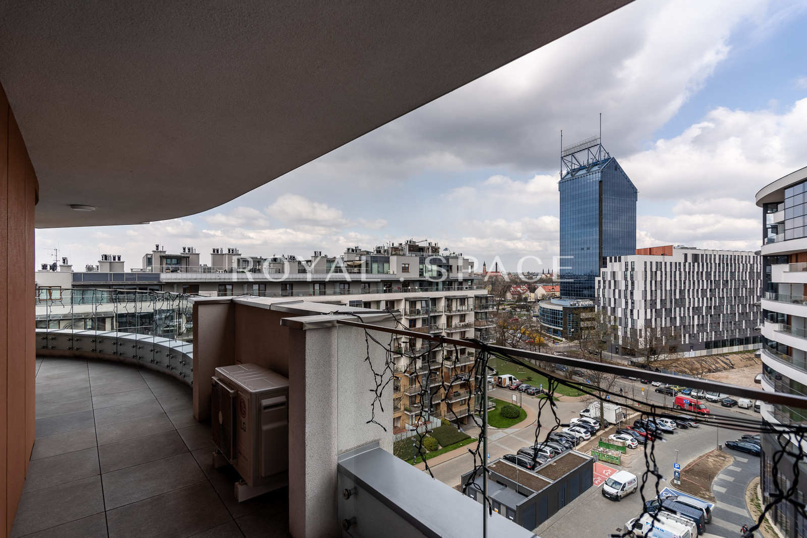 Luksusowy, designerski apartament z tarasem!