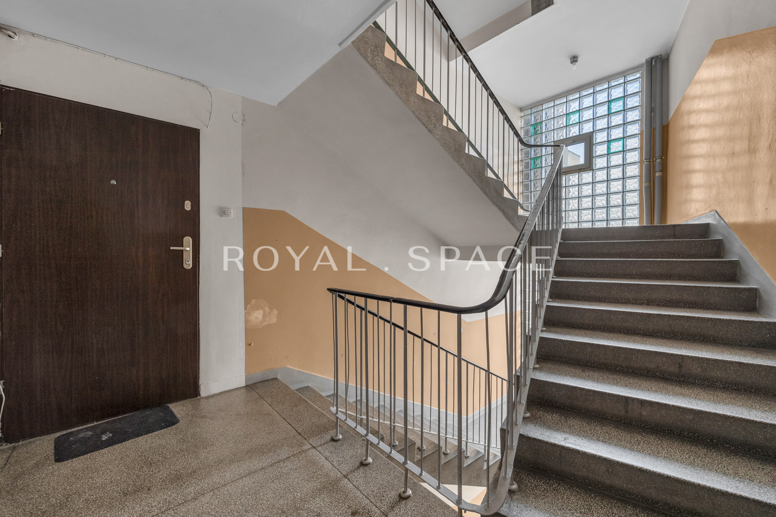 Apartment with investment potential in Wola!