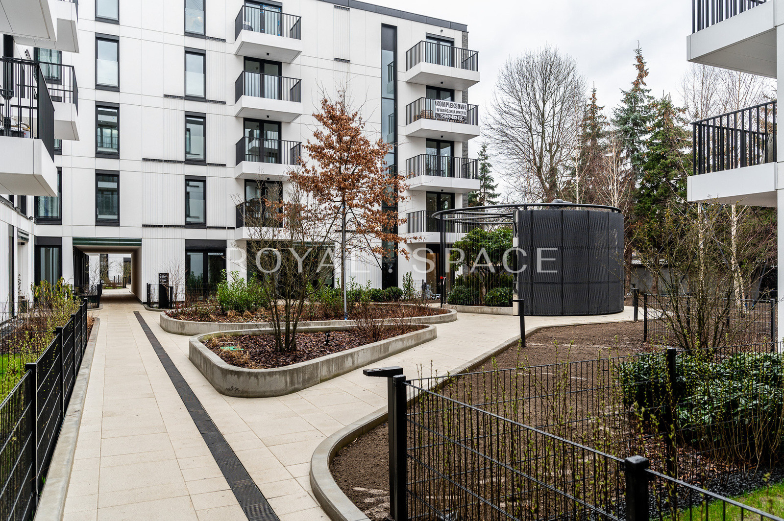 317 cm sufit | Młyny Mogilska | Unikat