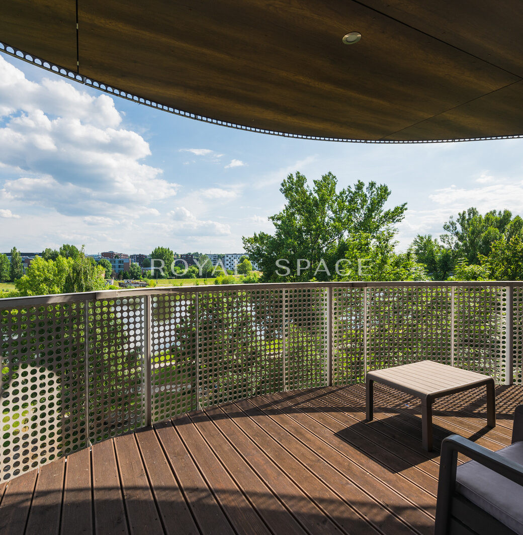 Studio with a large terrace & view of the Vistula!