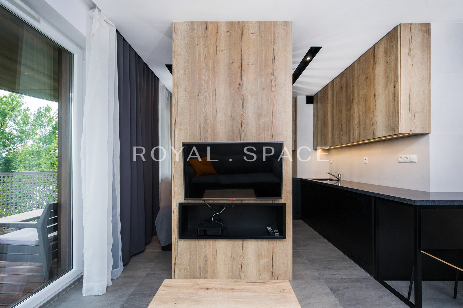 Studio with a large terrace & view of the Vistula!