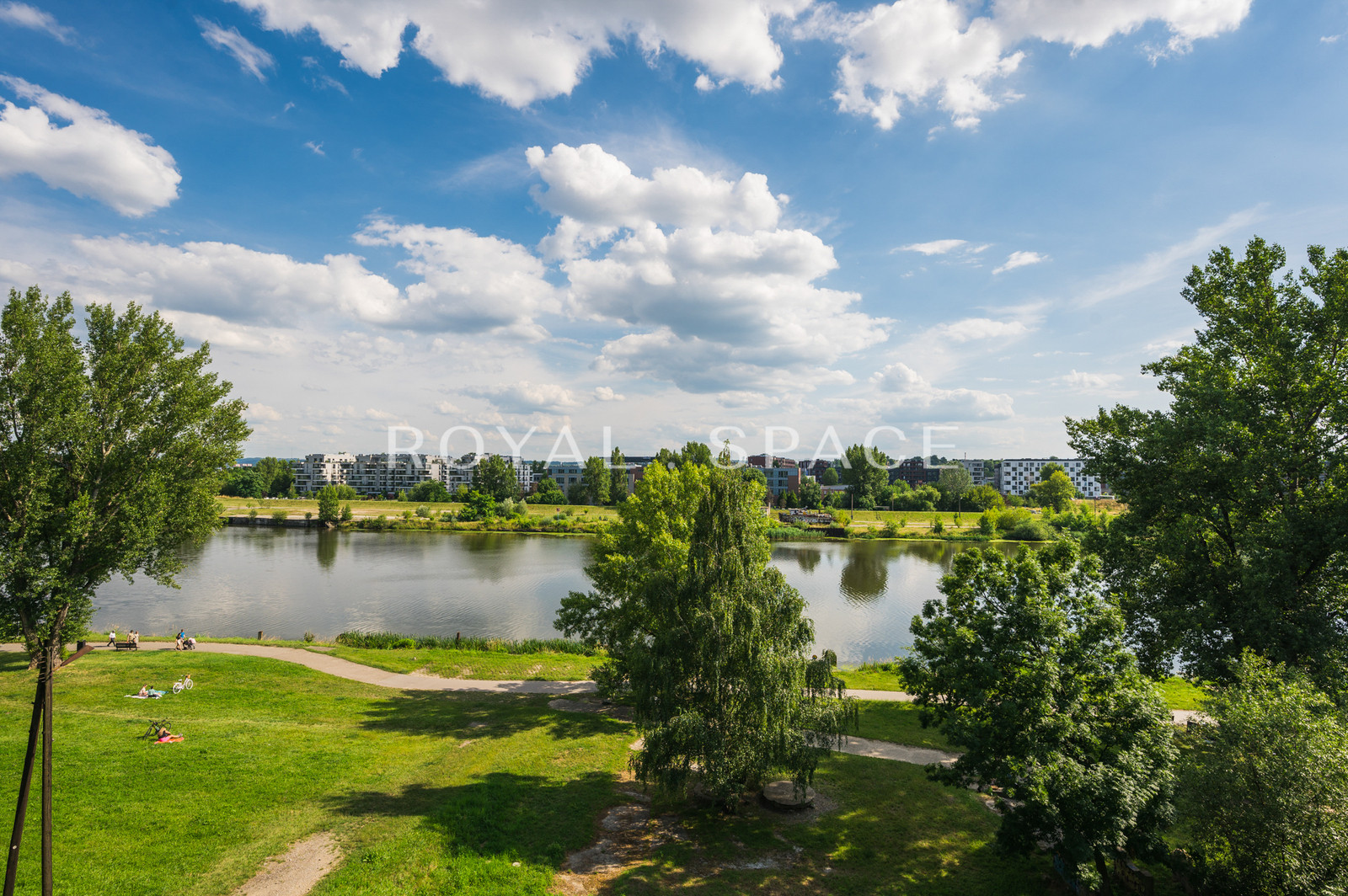 Studio with a large terrace & view of the Vistula!