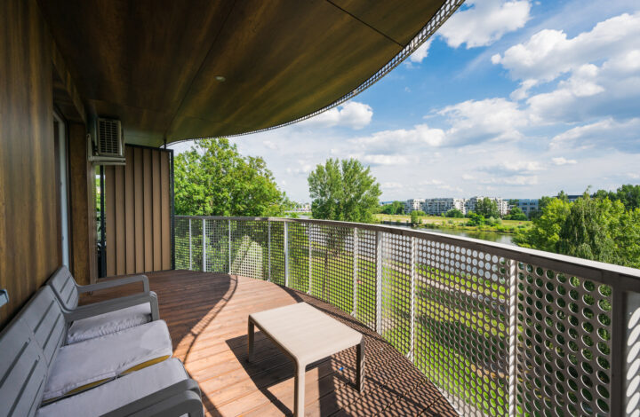 Studio with a large terrace & view of the Vistula!