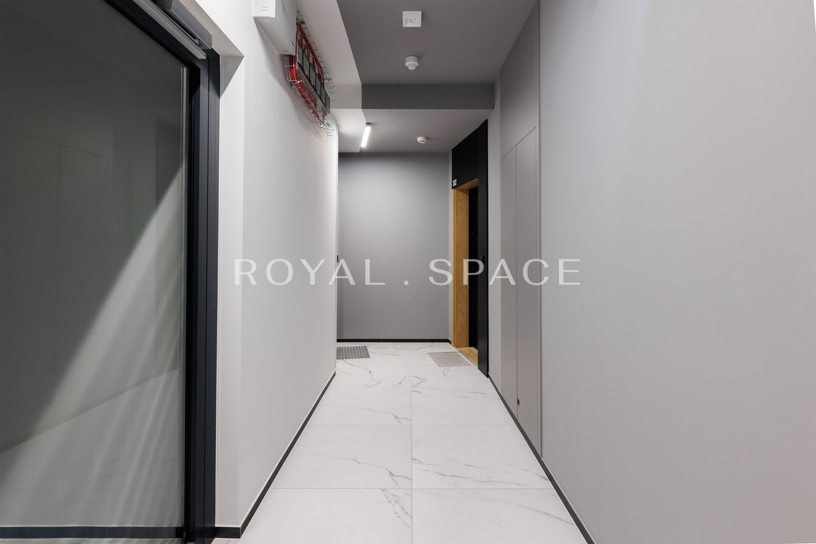 Elegancki apartament z balkonem i tarasem!