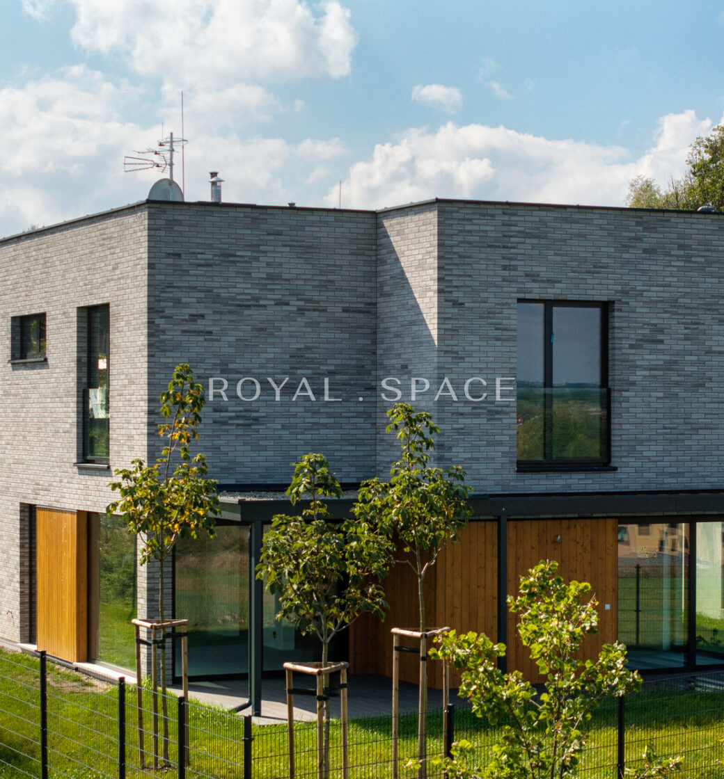 Dom z działką widokową w zamkniętym kompleksie!