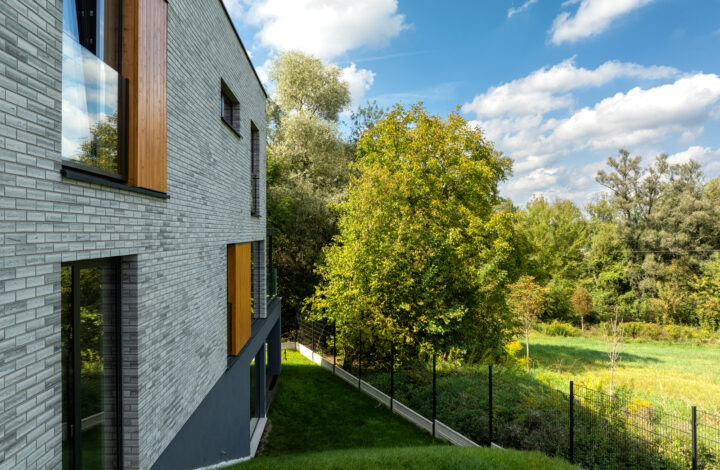 Dom z działką widokową w zamkniętym kompleksie!