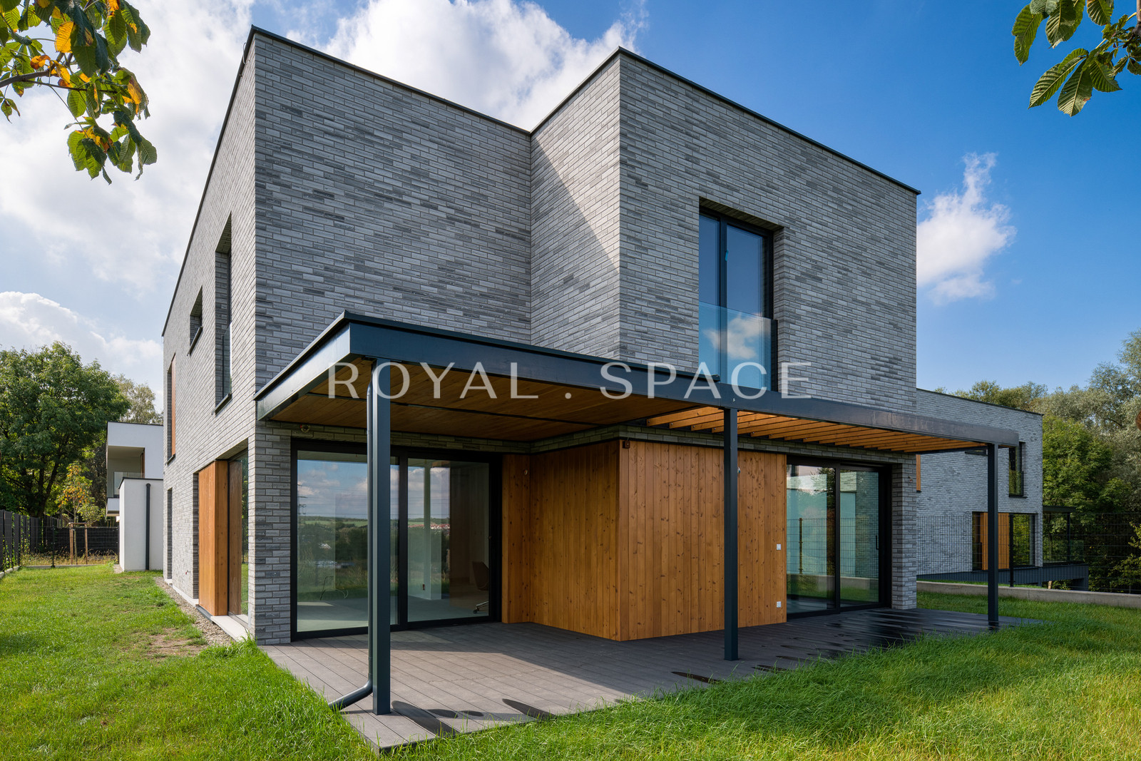 Dom z działką widokową w zamkniętym kompleksie!