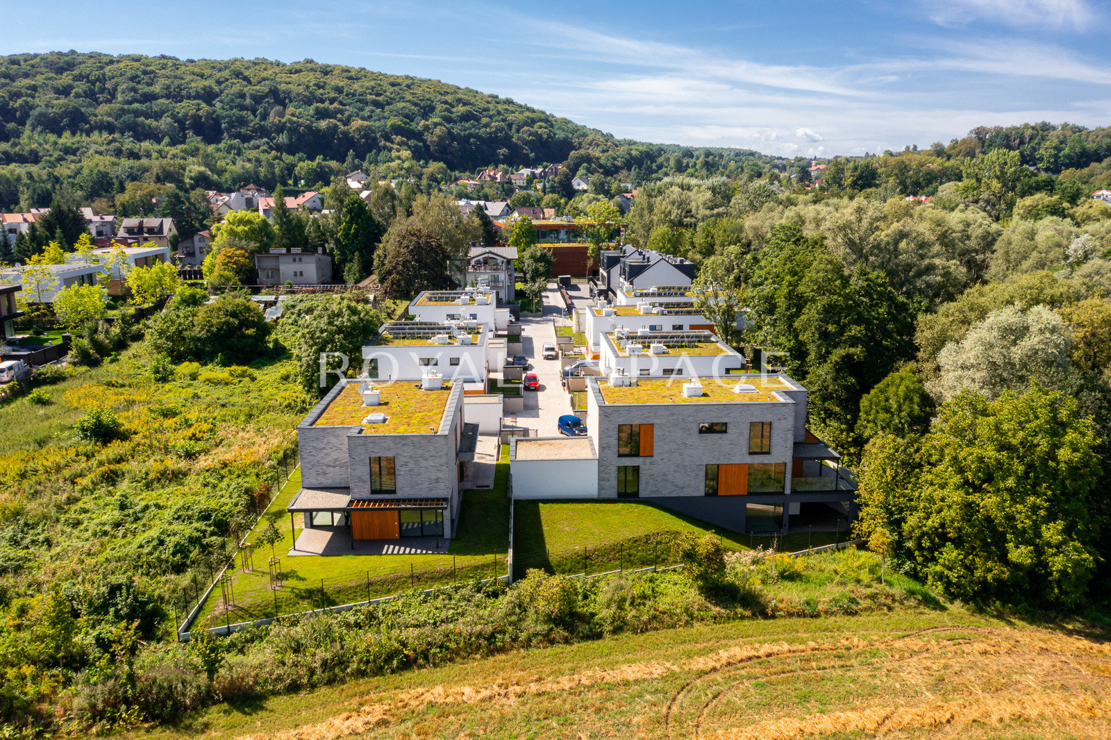 Dom z działką widokową w zamkniętym kompleksie!