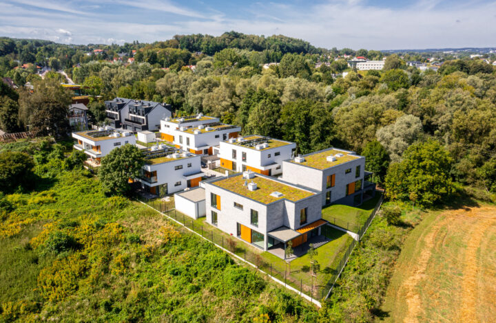 Dom z działką widokową w zamkniętym kompleksie!