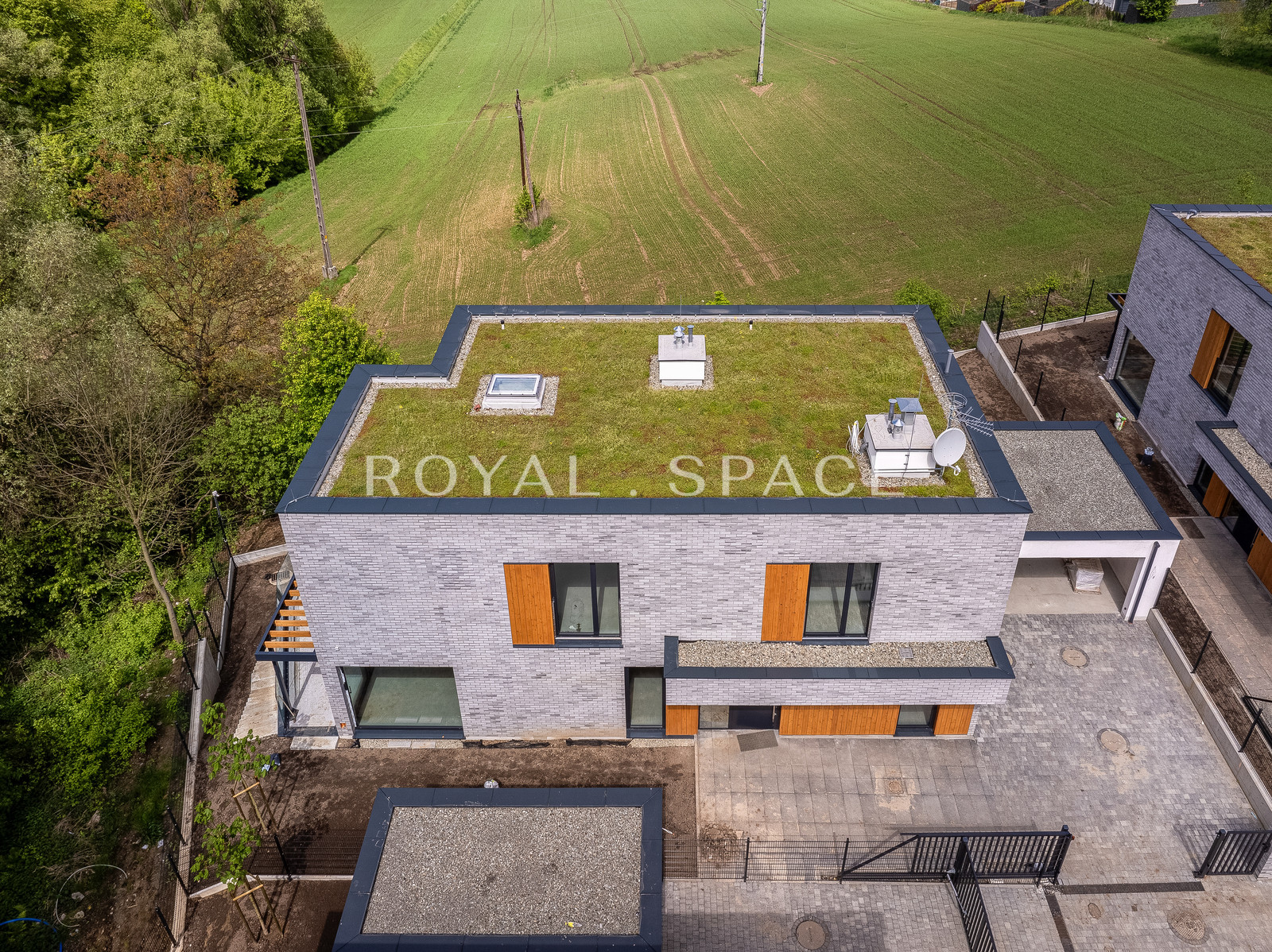 Dom z działką widokową w zamkniętym kompleksie!