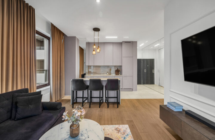 Modern apartment with loggia and 2 parking spaces!