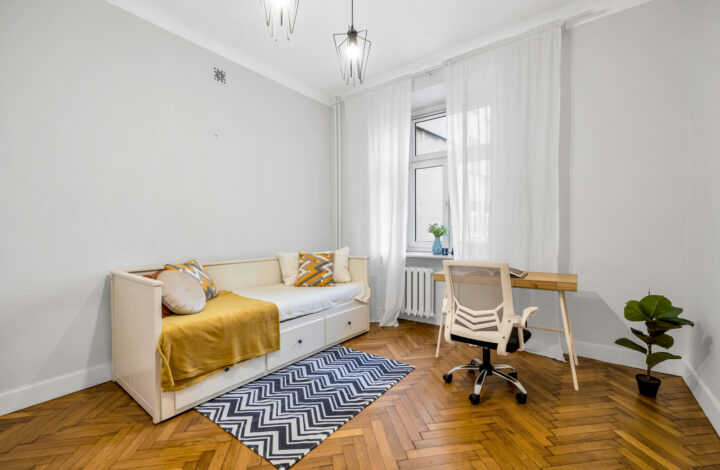 Apartment in the “Dom bez Kantów” tenament!