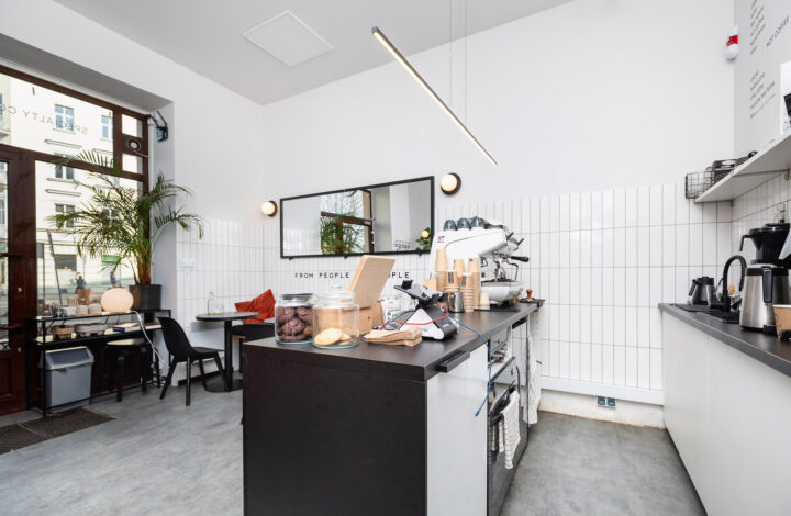 Prospering cafe for sale!