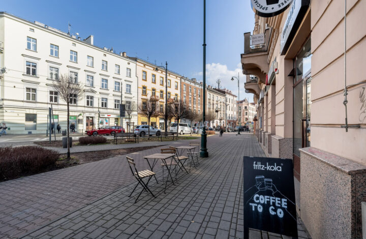 Prospering cafe for sale!