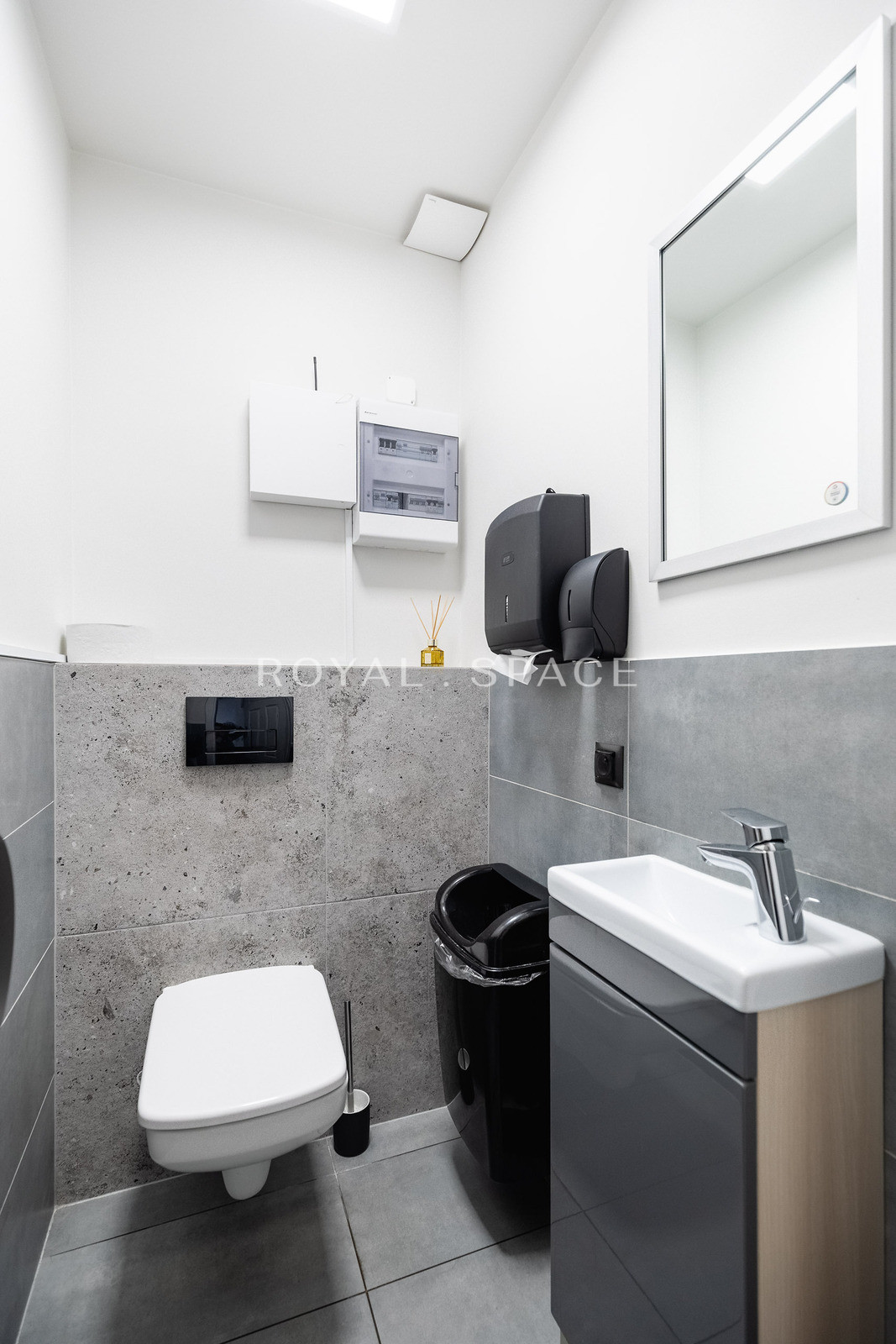 Prospering cafe for sale!