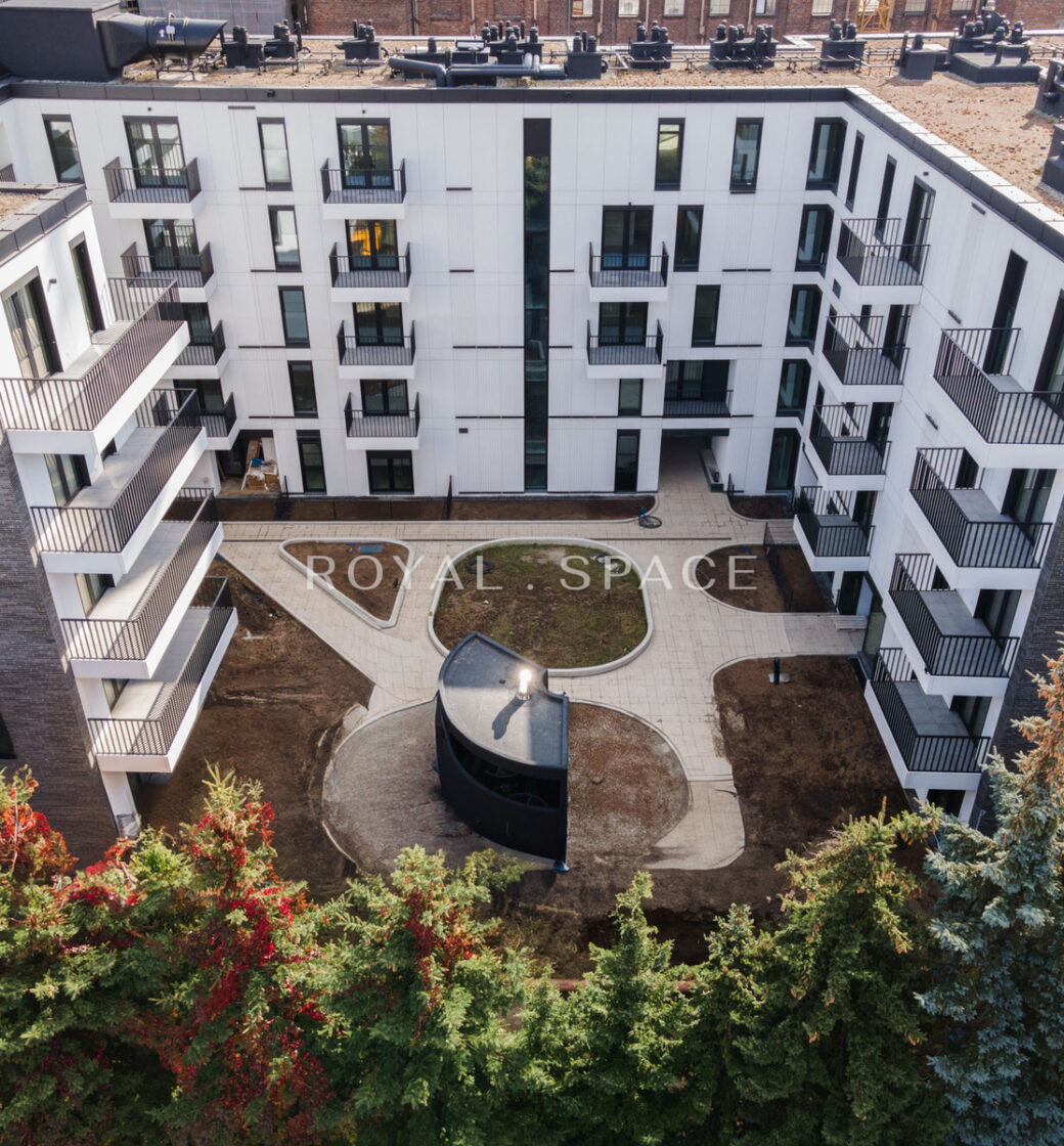 317 cm sufit | Młyny Mogilska | Unikat