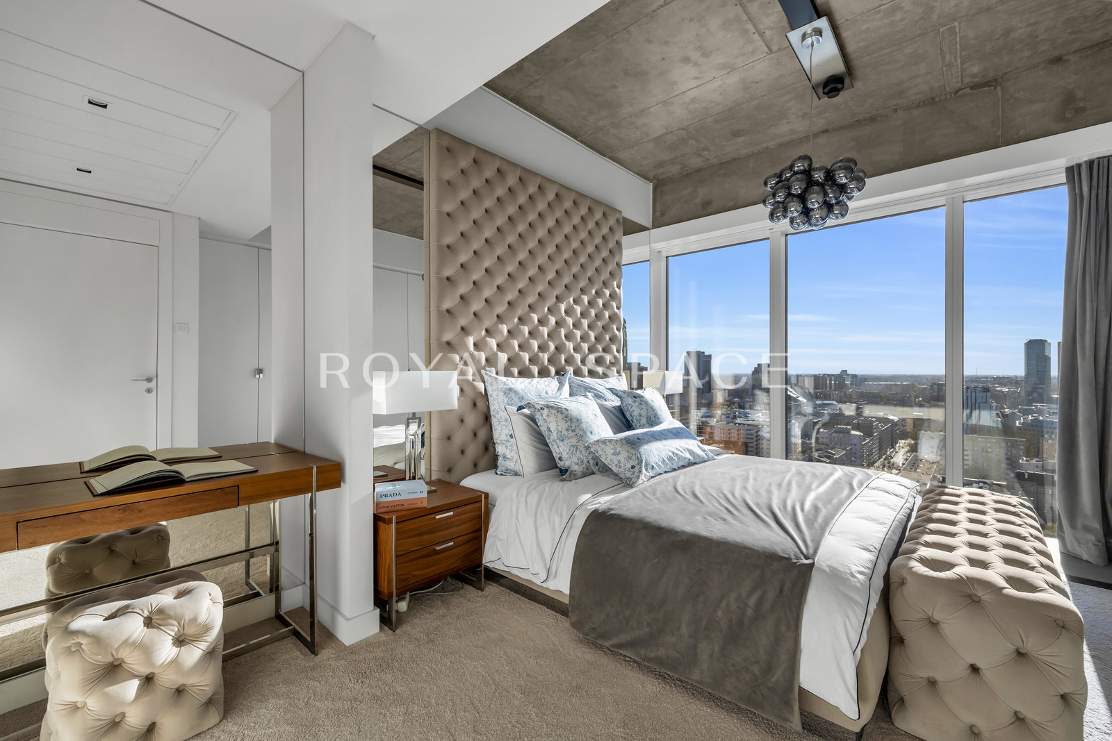 Spectacular apartment at Złota 44!