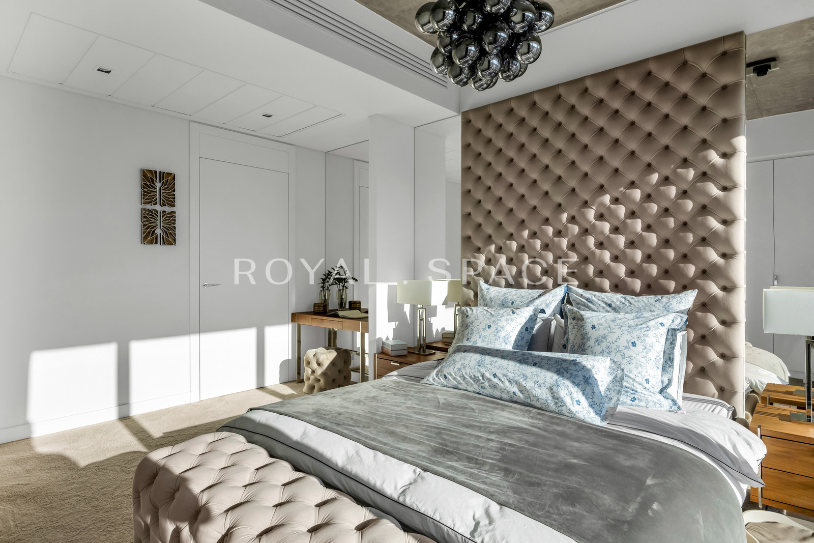 Spectacular apartment at Złota 44!