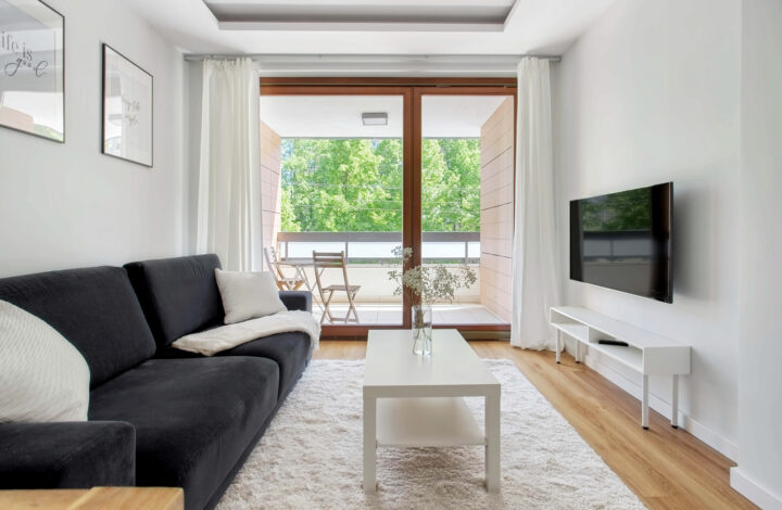 Piękne mieszkanie w apartamentowcu z basenem!