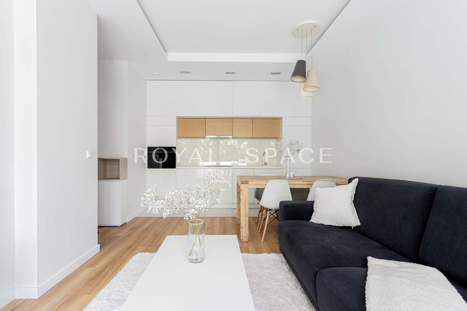 Piękne mieszkanie w apartamentowcu z basenem!