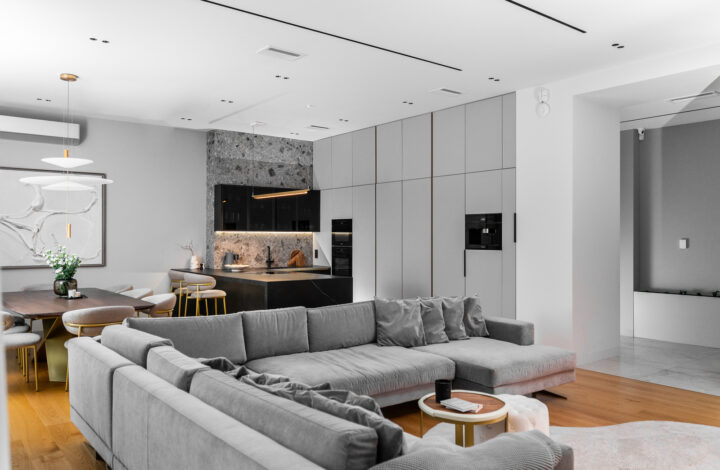 Luxury apartment in a tenement house with a garage