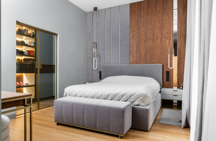 Luxury apartment in a tenement house with a garage