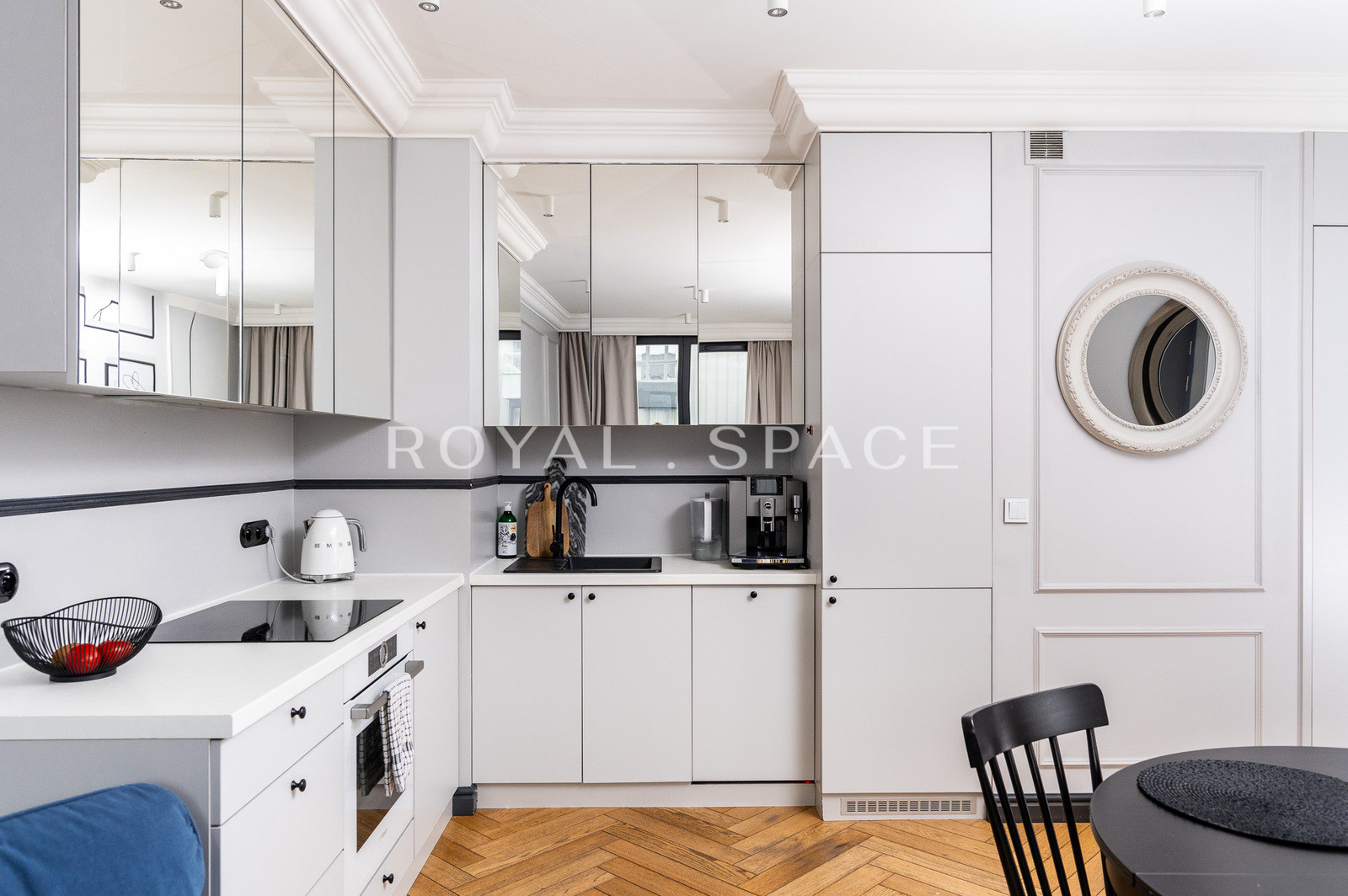 Trzypokojowy apartament z balkonem! | Wawrzyńca 21