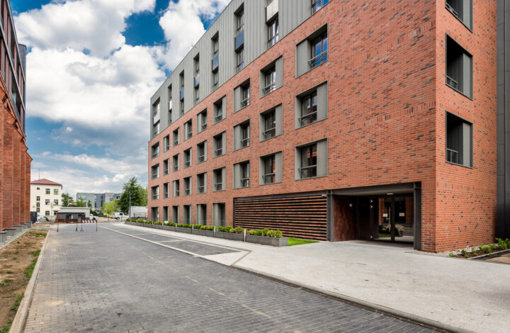 Trzypokojowy apartament z balkonem! | Wawrzyńca 21