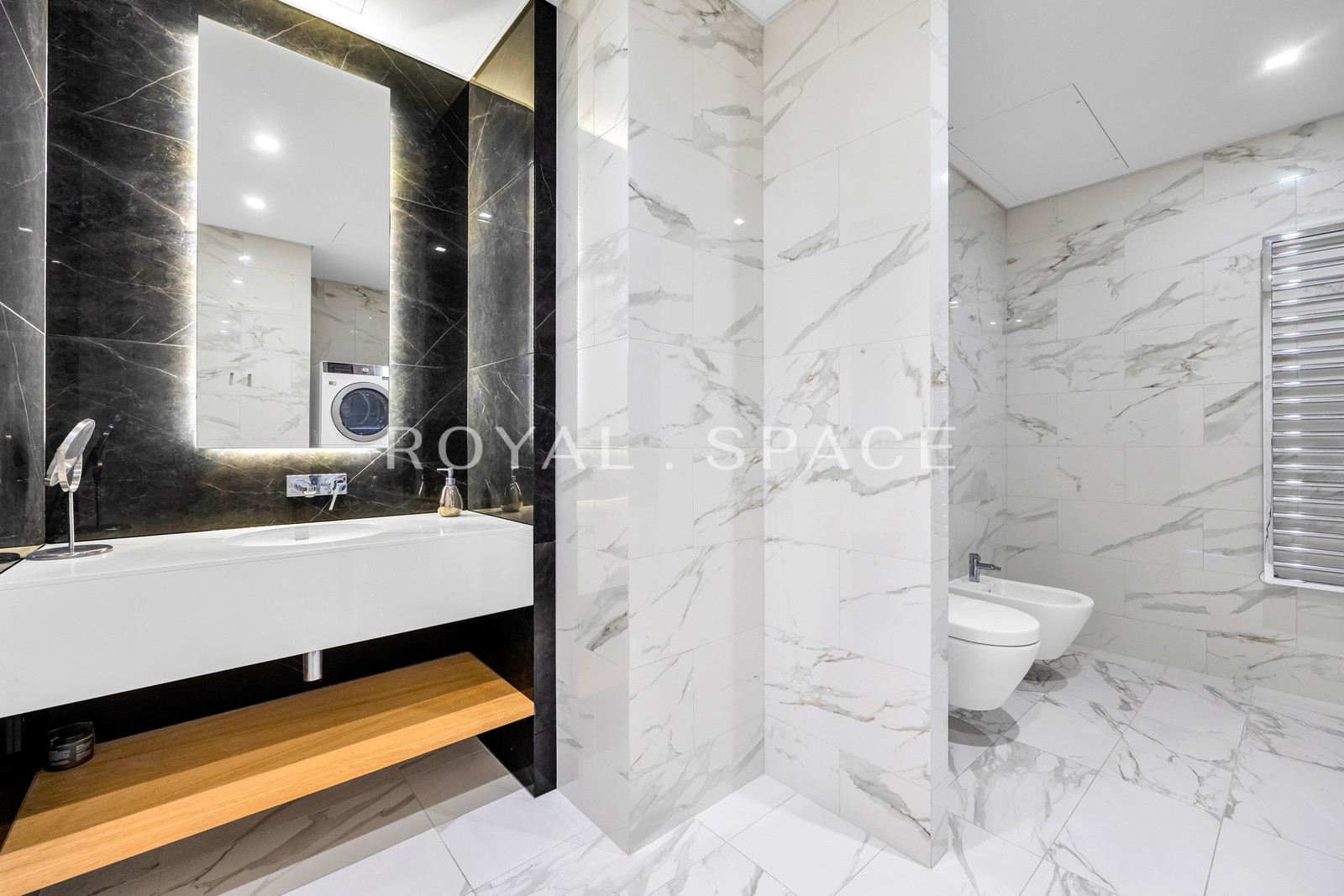 Złota 44 | apartament z widokiem na Pałac Kultury!