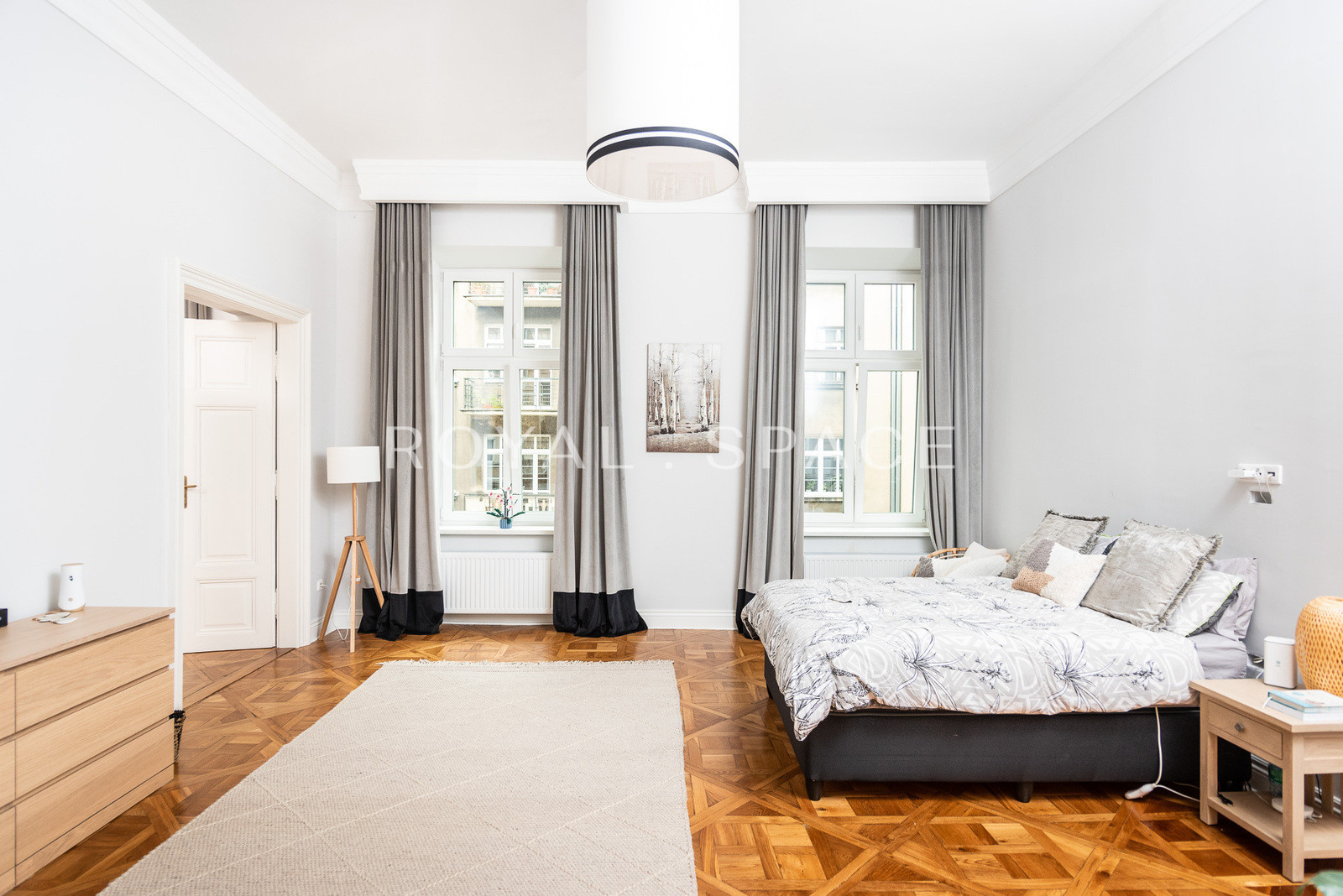 Unikatowy apartament w kamienicy przy Batorego!