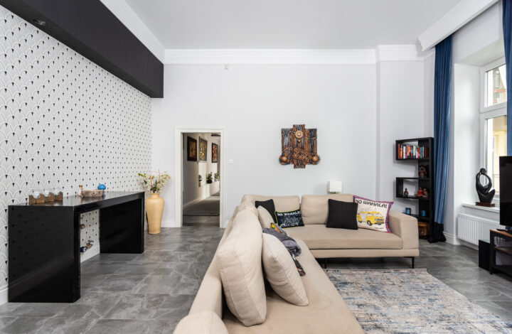 Unikatowy apartament w kamienicy przy Batorego!