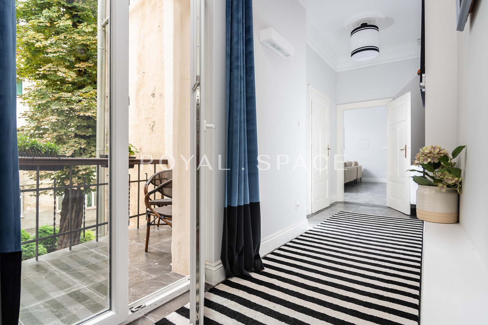 Unikatowy apartament w kamienicy przy Batorego!