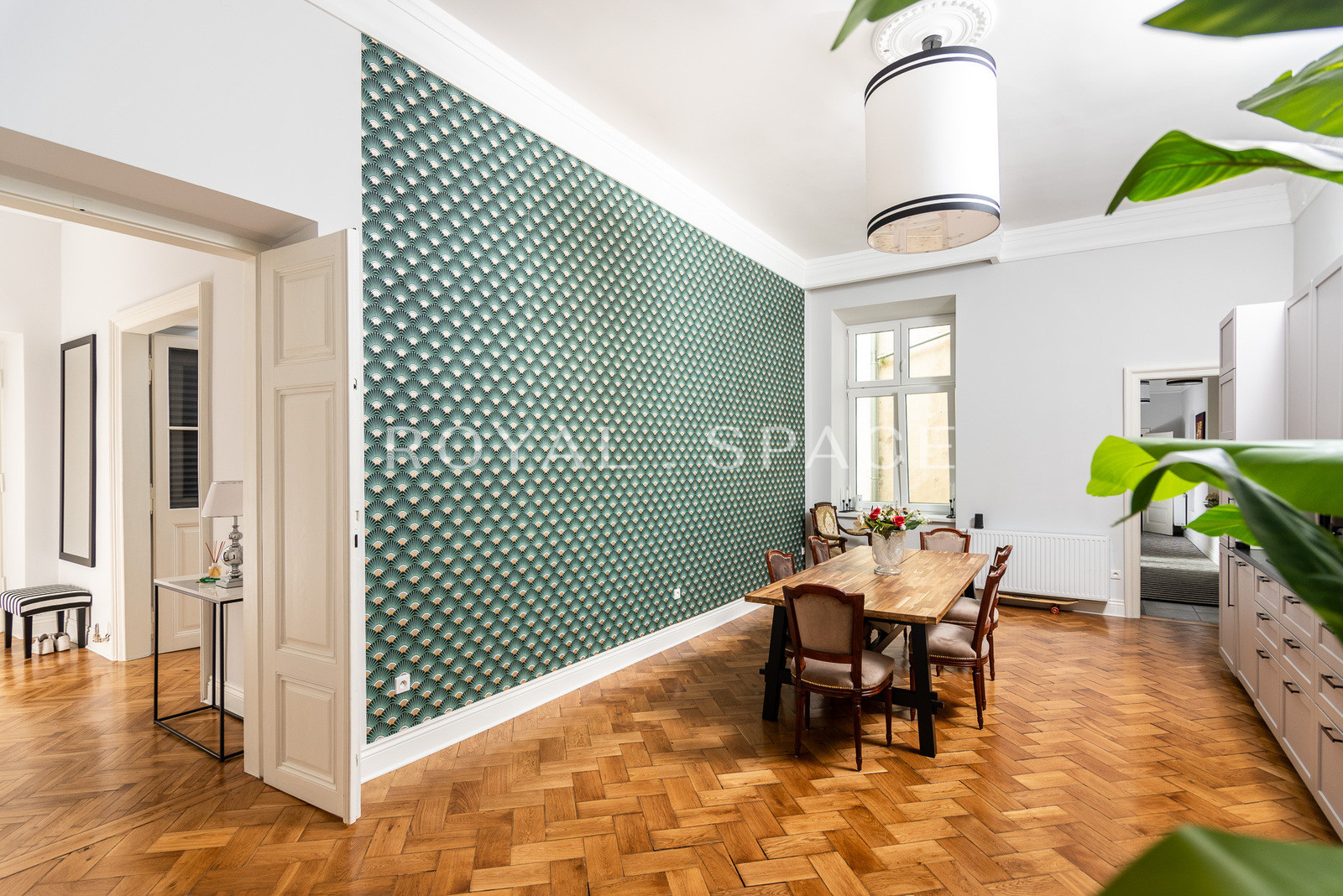 Unikatowy apartament w kamienicy przy Batorego!