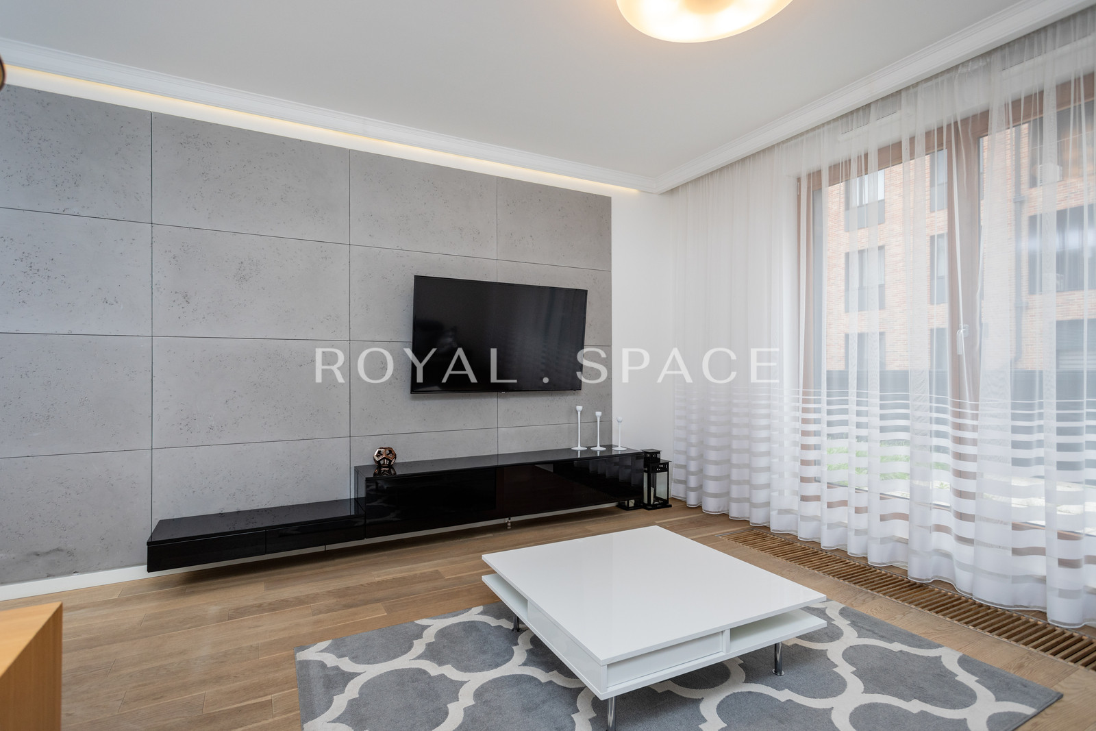 Елегантний апартамент з садком у Browar Lubicz!