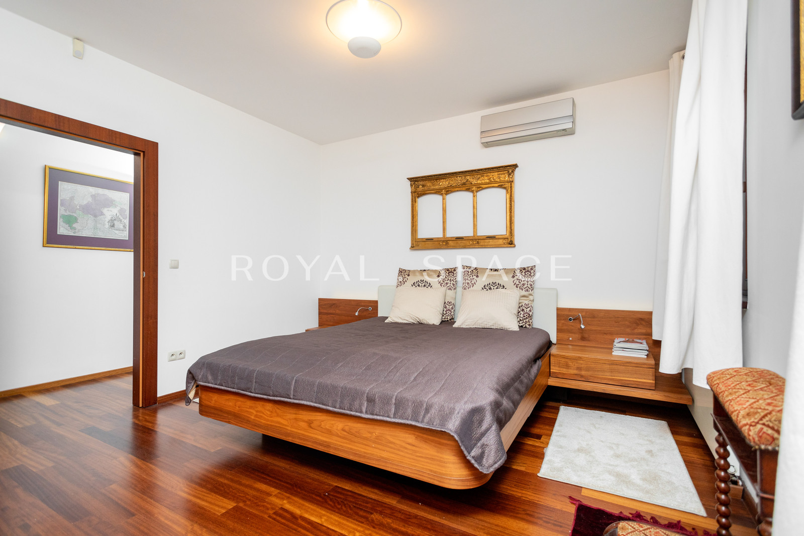 Penthouse tarasem na dachu w kamienicy z windą