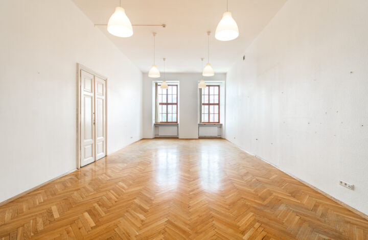 Spacious office space on Main Market Square!