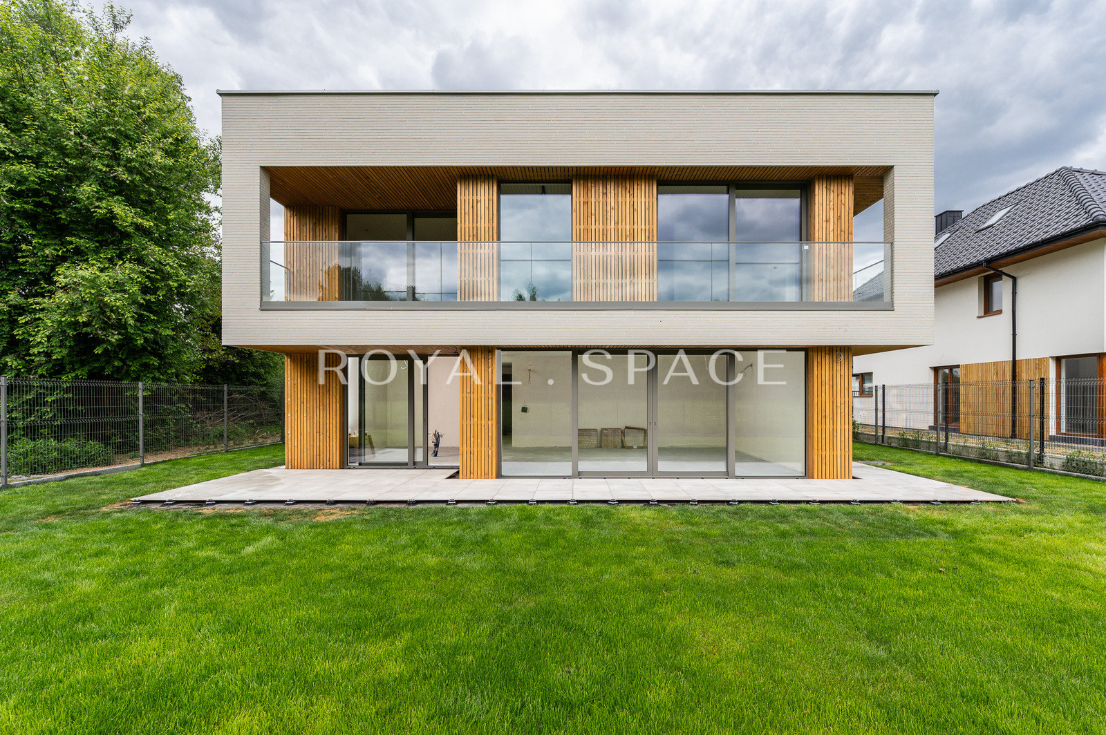 Nowoczesna willa na Woli Justowskiej!