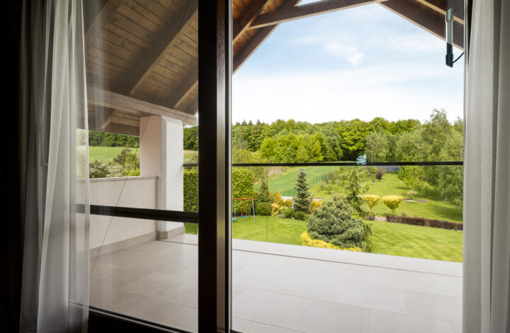 Унікальна резиденція з басейном на півночі Кракова!