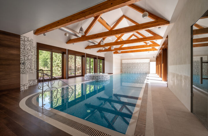 Унікальна резиденція з басейном на півночі Кракова!