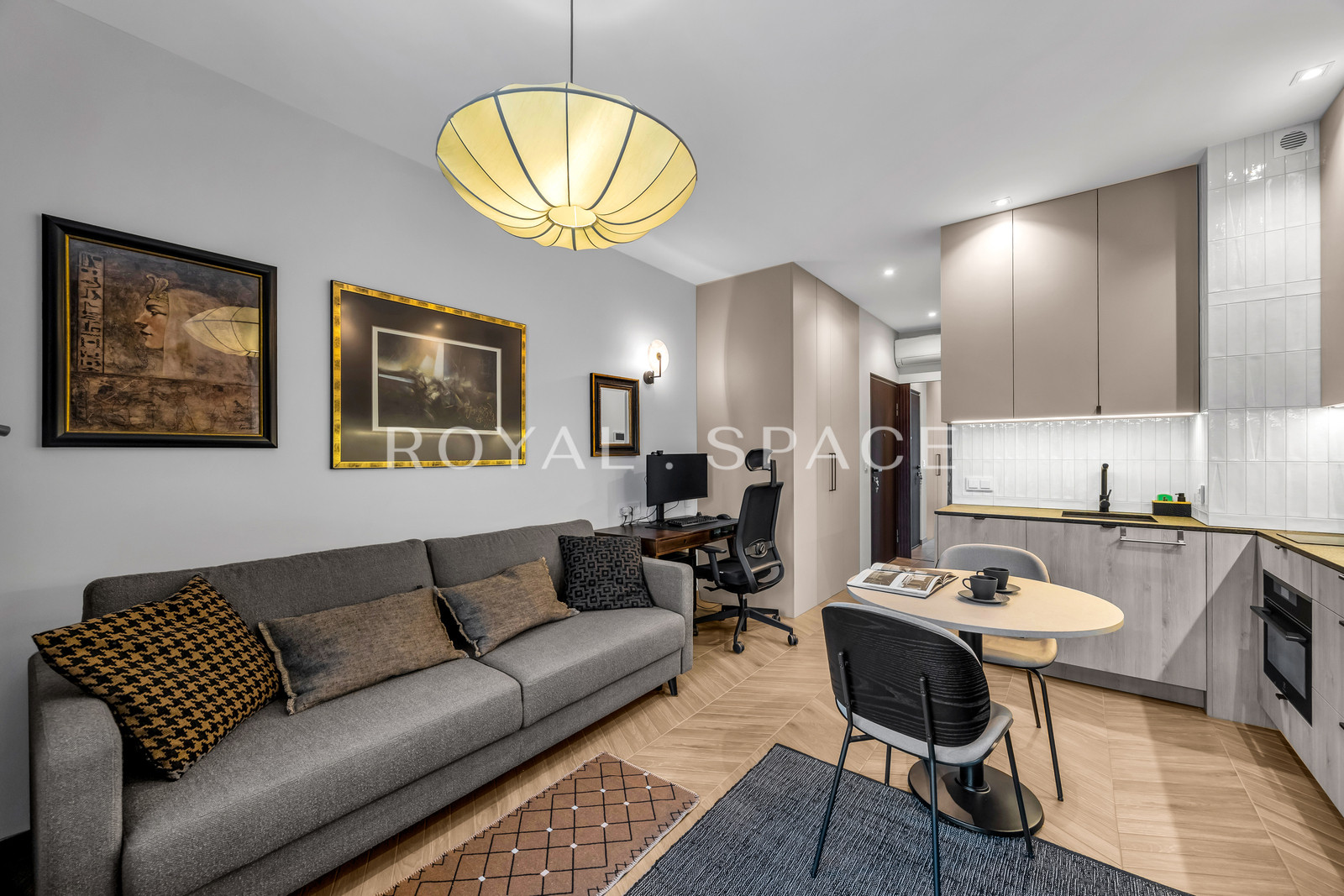 Funkcjonalne studio na Emilii Plater!