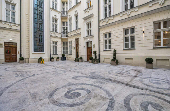 Warszawa, Śródmieście, Foksal 13/15