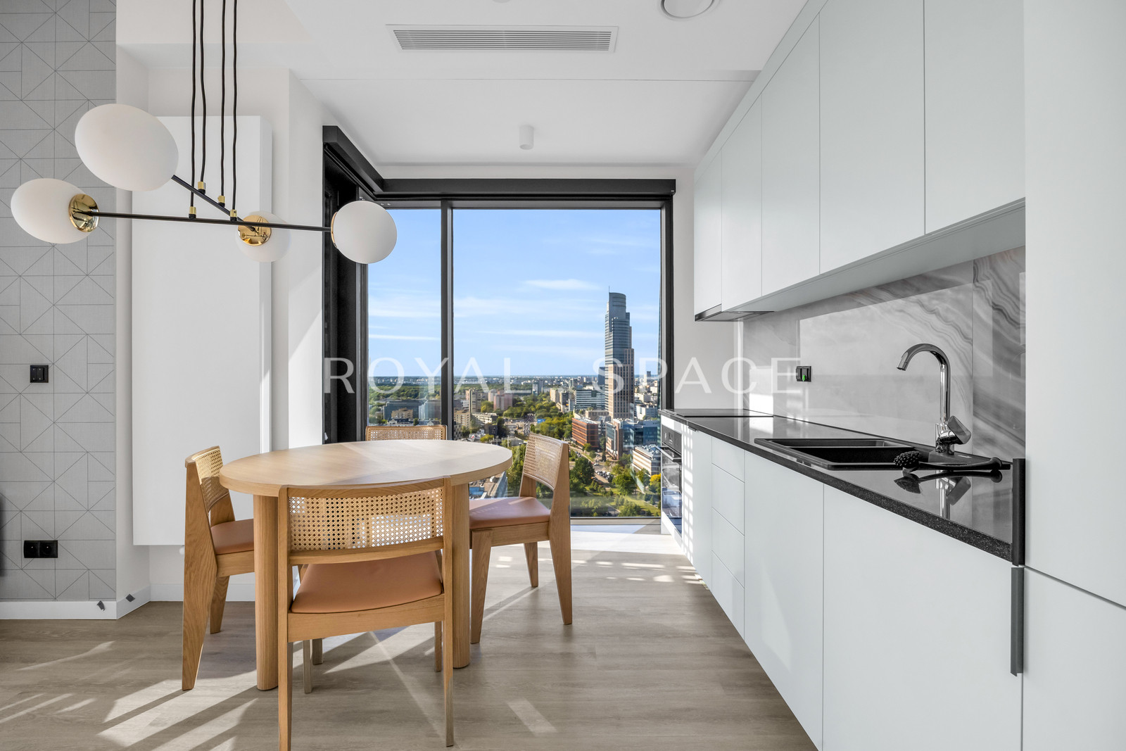 Сучасна квартира з прекрасним видом | 15 поверх!