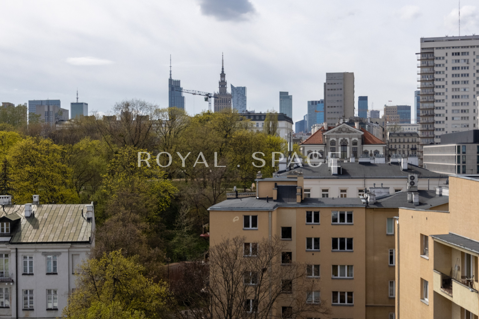 Apartment in Powiśle with a view of the gardens!