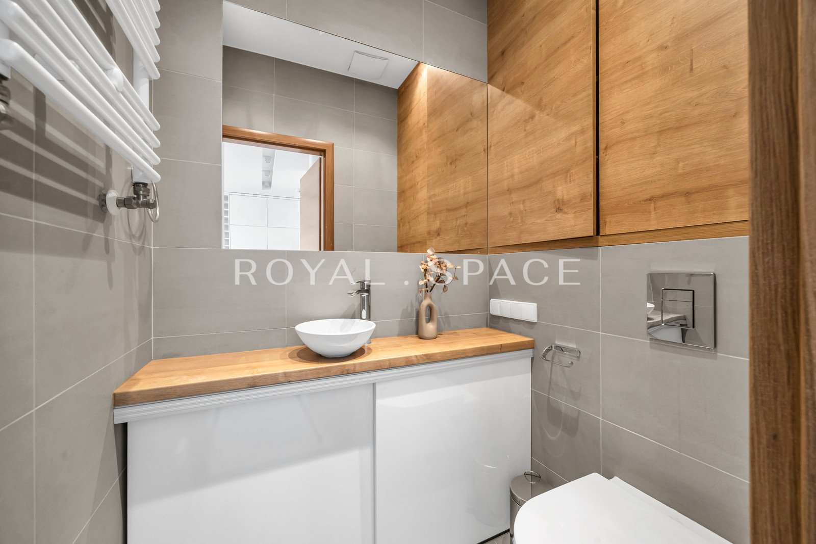 Apartment in Powiśle with a view of the gardens!