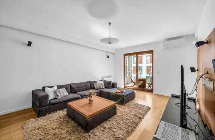 Stylowy apartament na Mokotowie – EkoPark