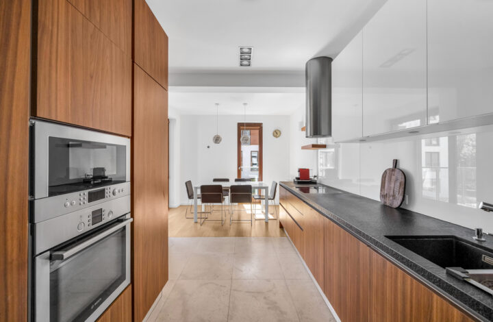 Stylowy apartament na Mokotowie – EkoPark