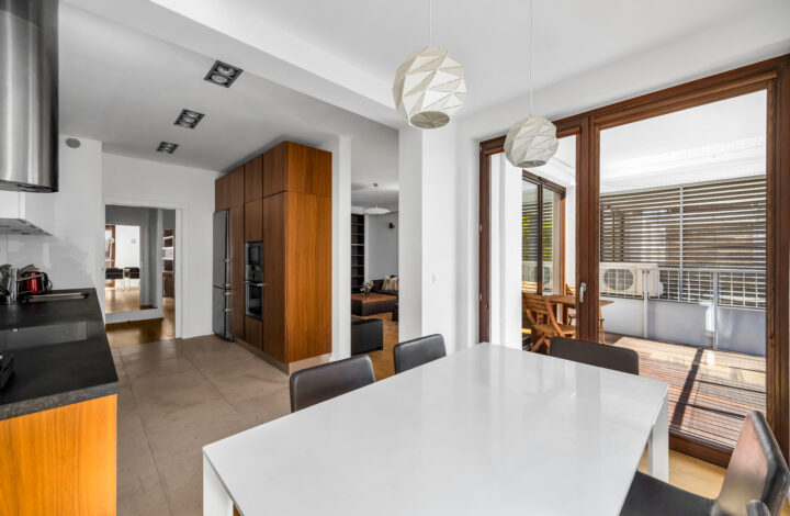 Stylowy apartament na Mokotowie – EkoPark