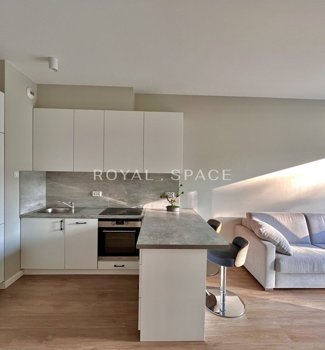 Apartment with balcony/AC in Fabryczna City