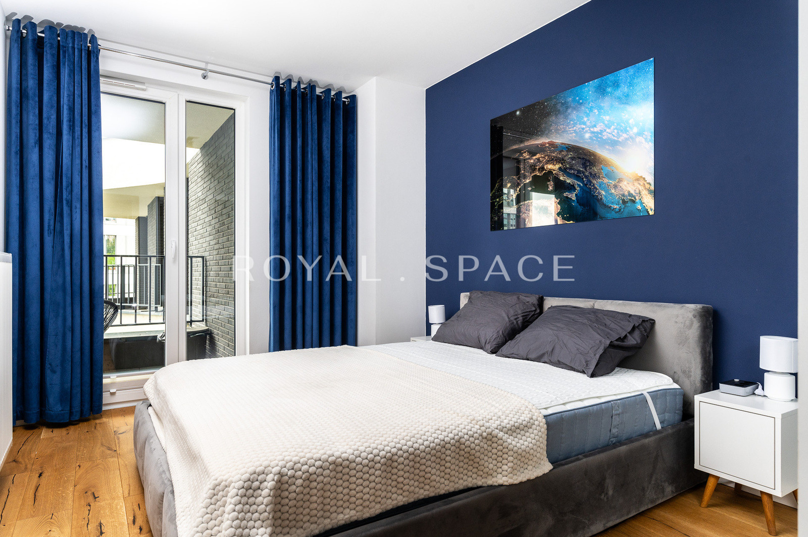 2-bedroom apartment next to shopping mall Serenada